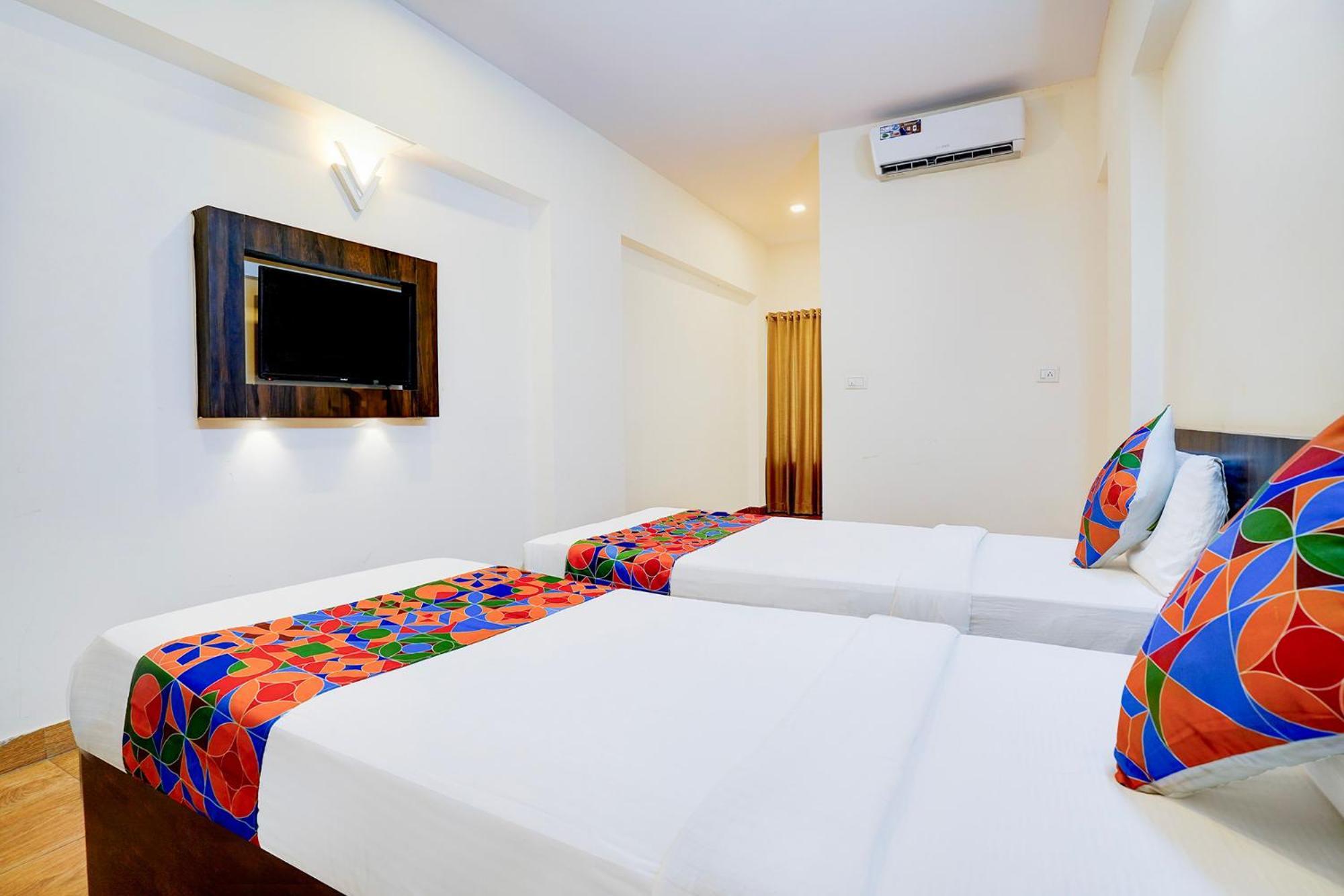 FabHotel GRK Comforts Bangalore Eksteriør bilde